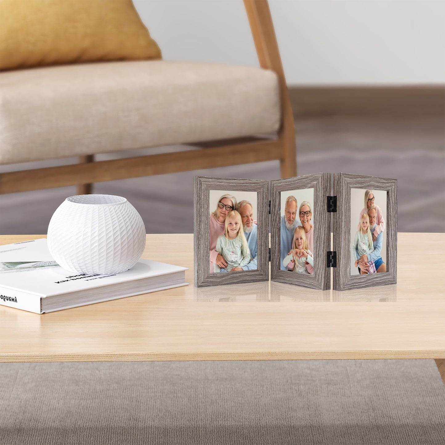 Clearance Hinged Photo Frames Displays Three 4x6 Photos (8 Pack)