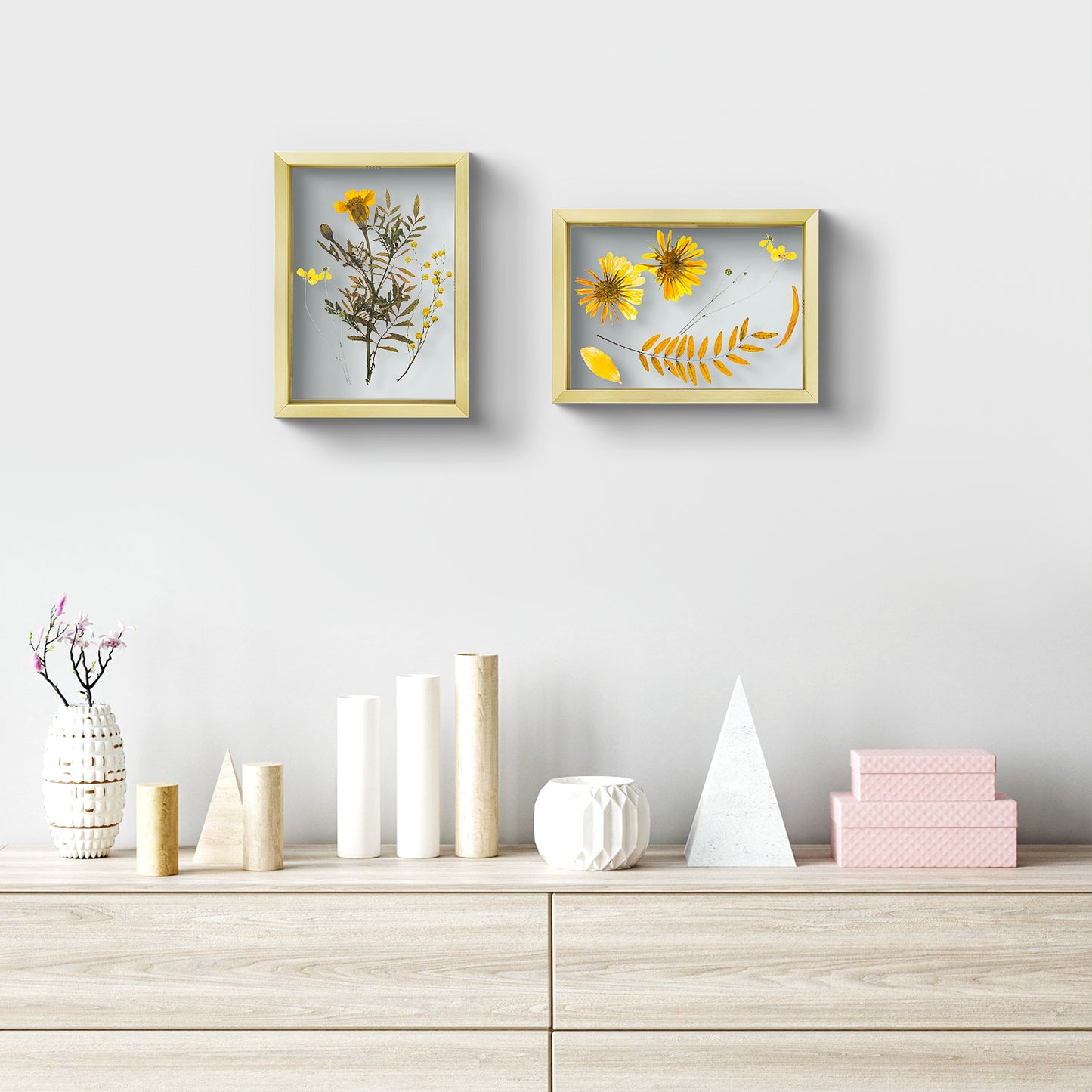 5x7 Floating Frame Displays Any Size Photo up to 5 by 7 (12 Pack)