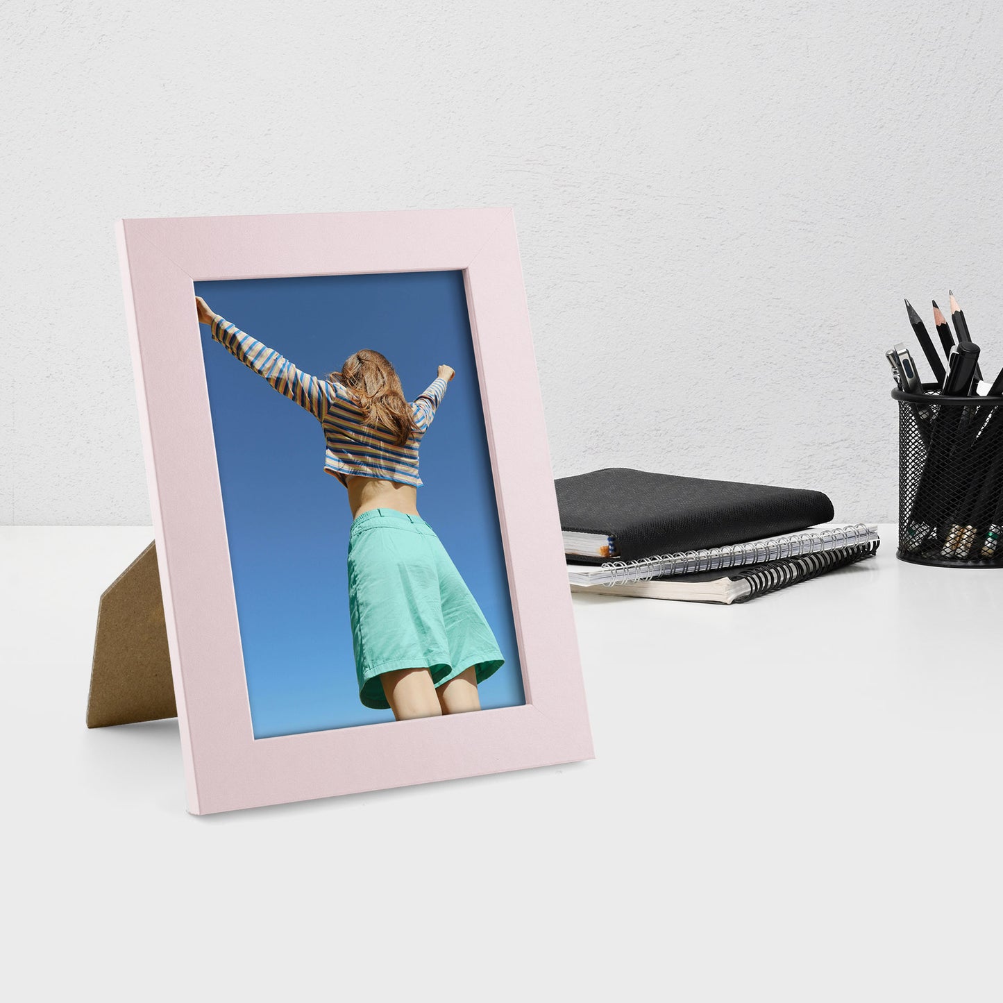 Frametory,4x6 Picture Frames Pink (40 Pack)