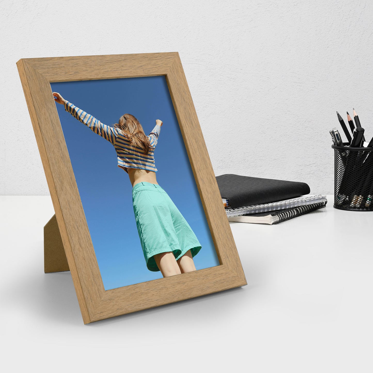 Clearance 5x7 Picture Frame (40 Pack)